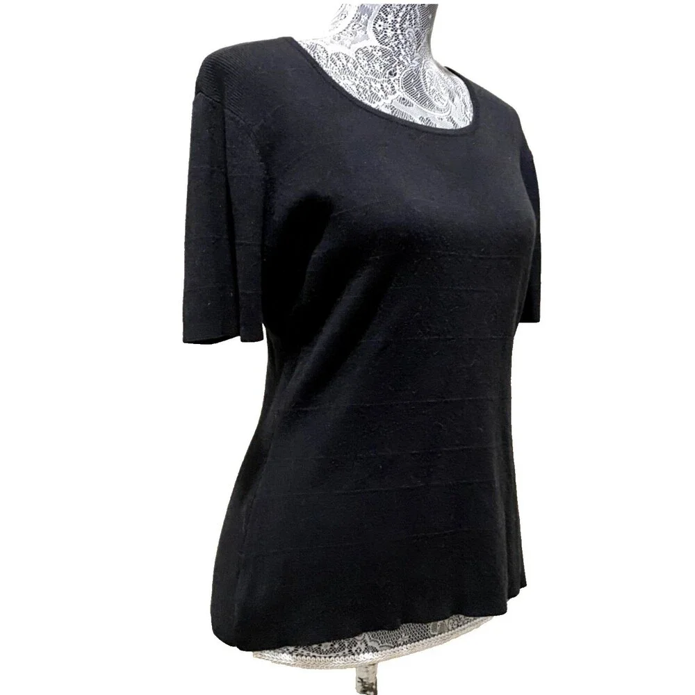 Yarn Works Womens M Black Short Sleeve Knit Textured Stretch Blouse Top Pullover